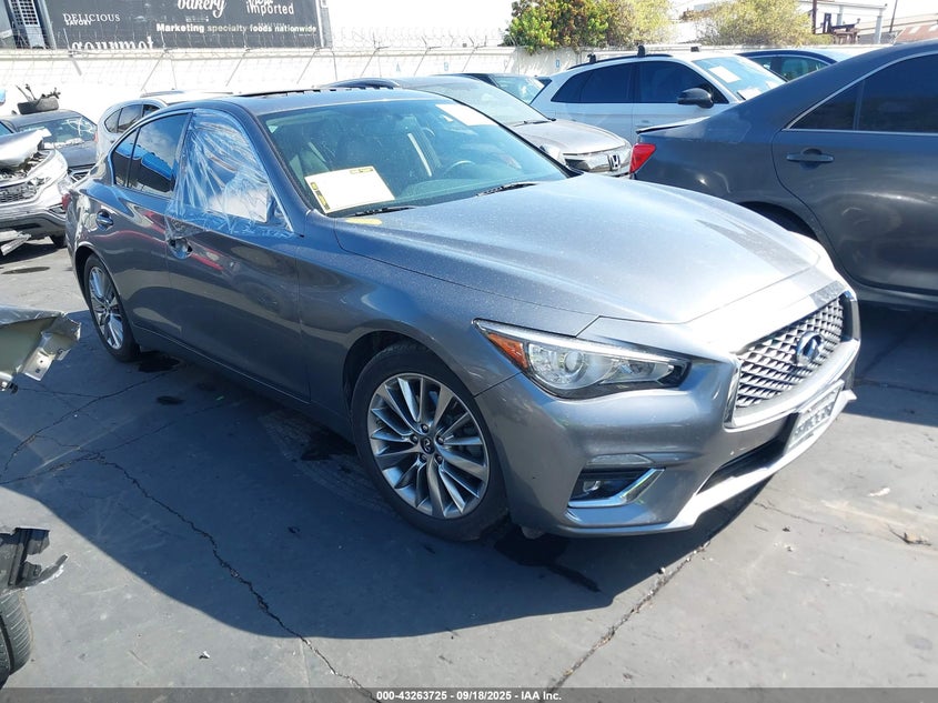 INFINITI Q50 3.0T LUXE