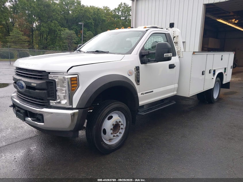 1FDUF5GT1JEC95221 2018 FORD F550 photo no. 2
