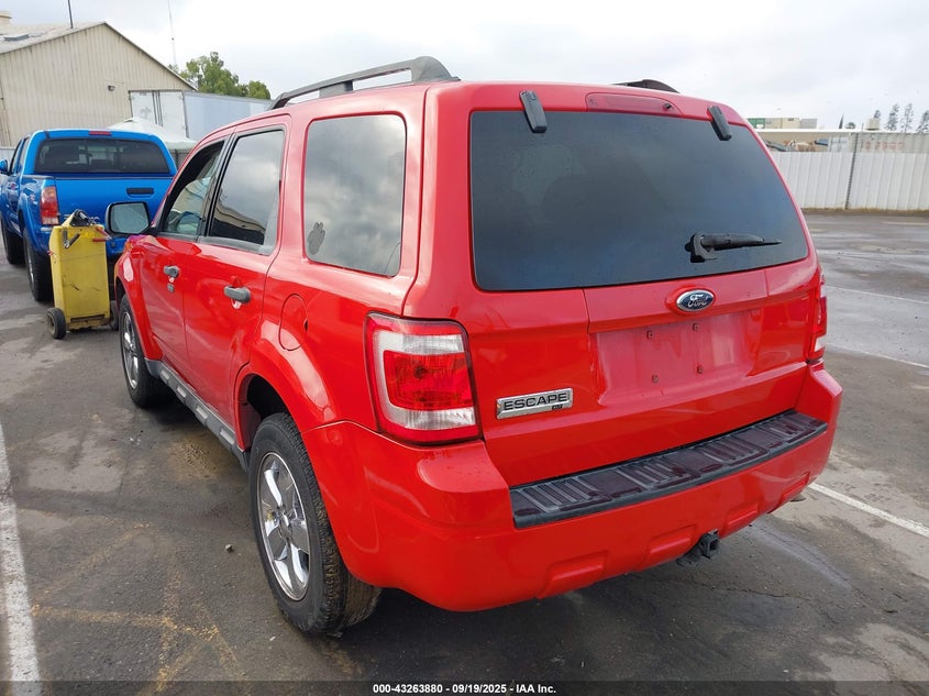 2009 Ford Escape Xlt red other gasoline 1FMCU03G09KA33636 photo #4