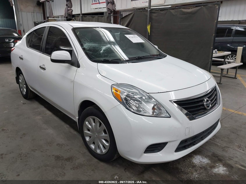 2014 NISSAN VERSA 1.6 SV - 3N1CN7AP2EL867643