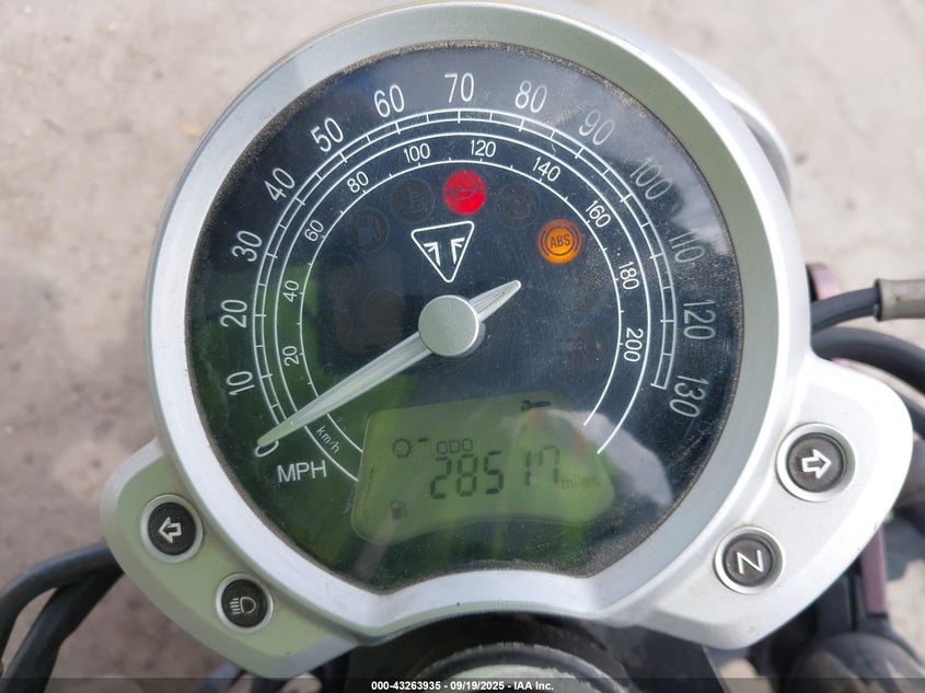 2016 TRIUMPH MOTORCYCLE STREET TWIN SMTD31GN5GT745174