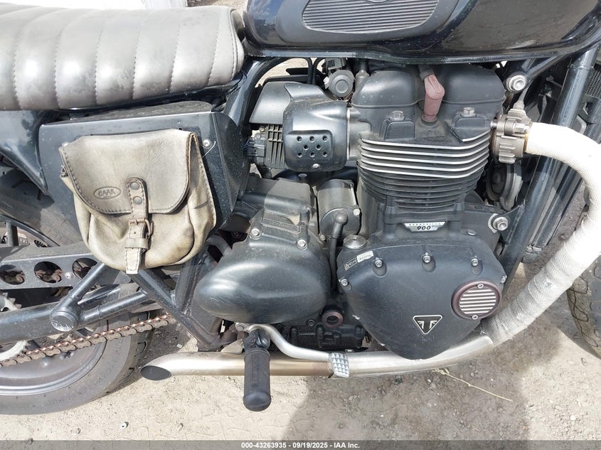 2016 TRIUMPH MOTORCYCLE STREET TWIN SMTD31GN5GT745174