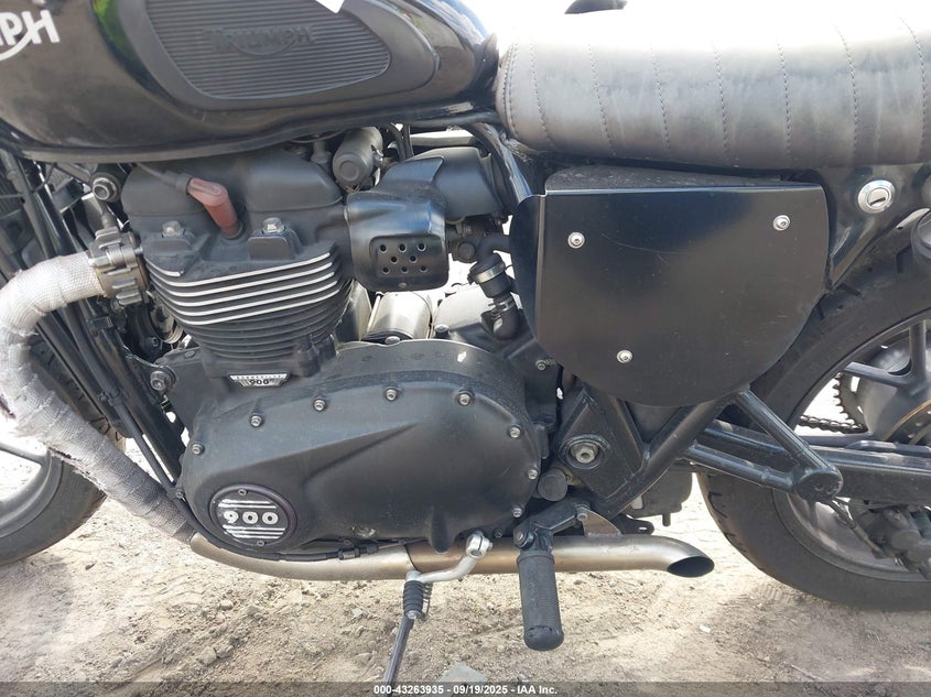 2016 TRIUMPH MOTORCYCLE STREET TWIN SMTD31GN5GT745174