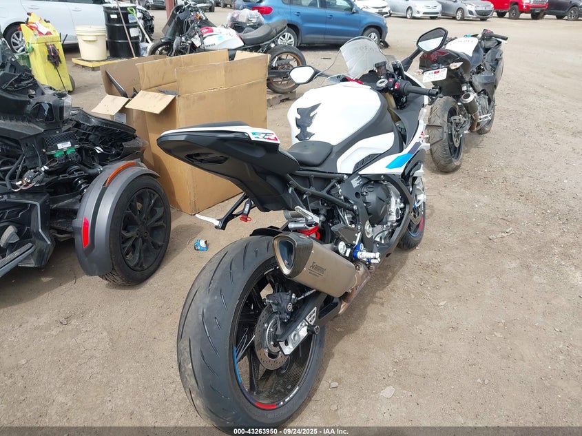 2024 BMW S 1000 RR WB10E6305R6J49768