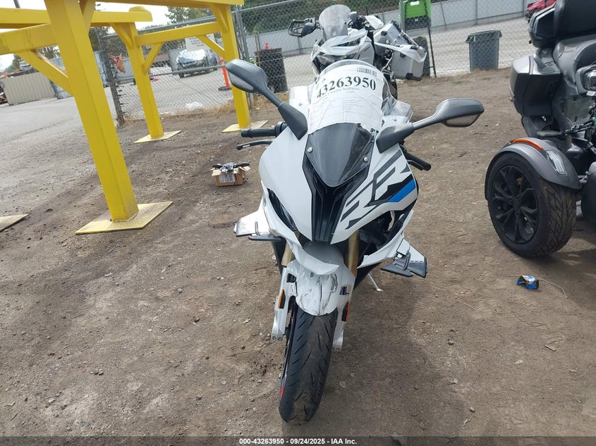 2024 BMW S 1000 RR WB10E6305R6J49768