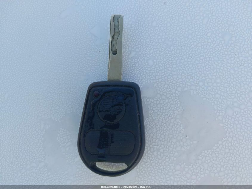 2000 BMW 323I VIN: WBAAM3339YFP65696 Lot: 43264085