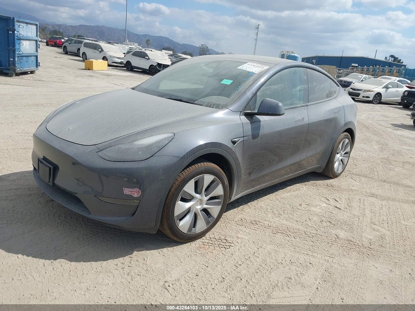 Vin: 7saygdee4pa187975, lot: 43758671, tesla model y awd/long range dual motor all-wheel drive 20232