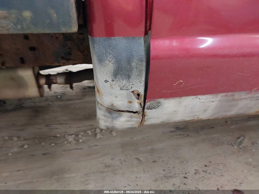 2002 Ford F-250 Xl/Xlt VIN: 1FTNF21L72ED15246 Lot: 43264125