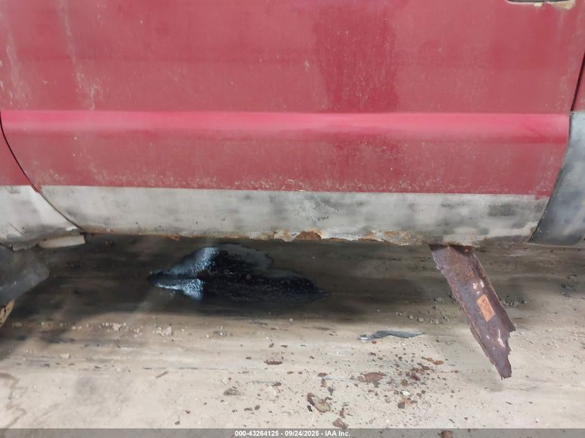 2002 Ford F-250 Xl/Xlt VIN: 1FTNF21L72ED15246 Lot: 43264125