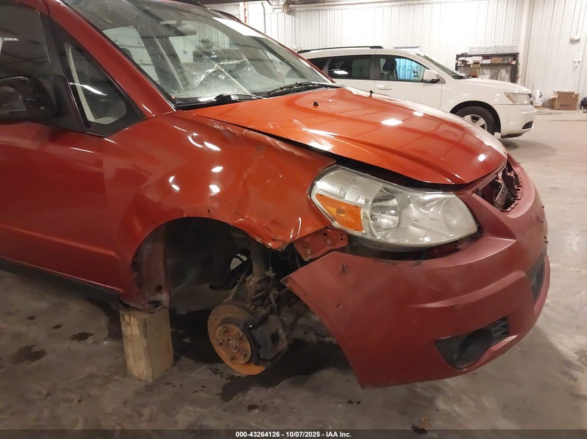 2008 Suzuki Sx4 Convenience/Touring VIN: JS2YB413785104504 Lot: 43264126