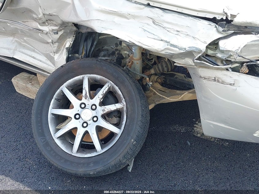 2007 Buick Lucerne Cxl VIN: 1G4HD57217U155750 Lot: 43264227