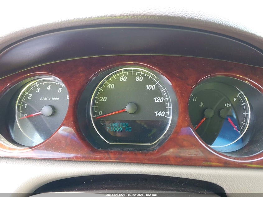 2007 Buick Lucerne Cxl VIN: 1G4HD57217U155750 Lot: 43264227