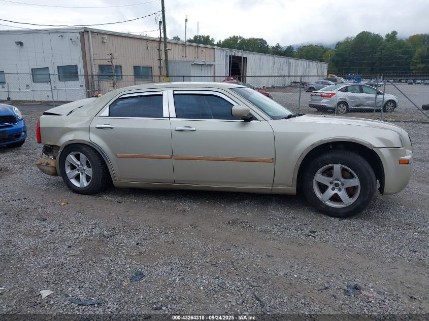 2006 Chrysler 300 Touring VIN: 2C3KA53G56H153977 Lot: 43264318