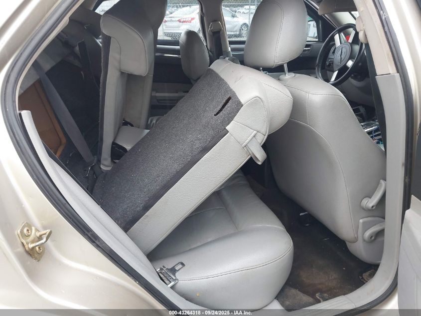 2006 Chrysler 300 Touring VIN: 2C3KA53G56H153977 Lot: 43264318