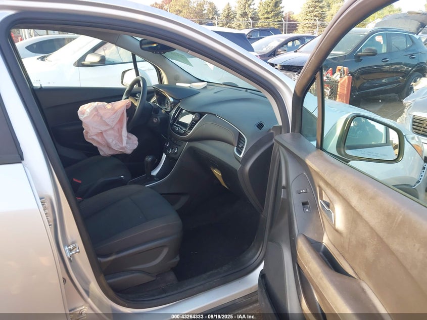 2018 CHEVROLET TRAX LS KL7CJNSB4JB621914