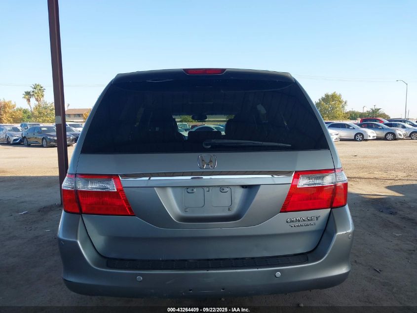 2005 Honda Odyssey Touring VIN: 5FNRL38855B015693 Lot: 43264409