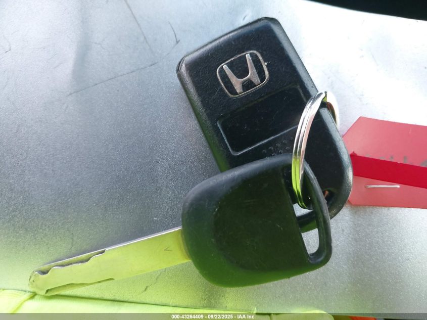 2005 Honda Odyssey Touring VIN: 5FNRL38855B015693 Lot: 43264409