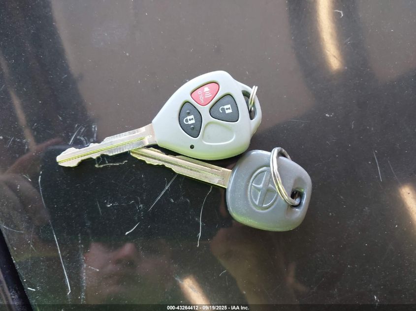 2005 Scion Tc VIN: JTKDE177850027975 Lot: 43264412