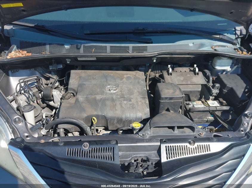 2012 Toyota Sienna Le V6 8 Passenger VIN: 5TDKK3DC0CS272798 Lot: 43264548