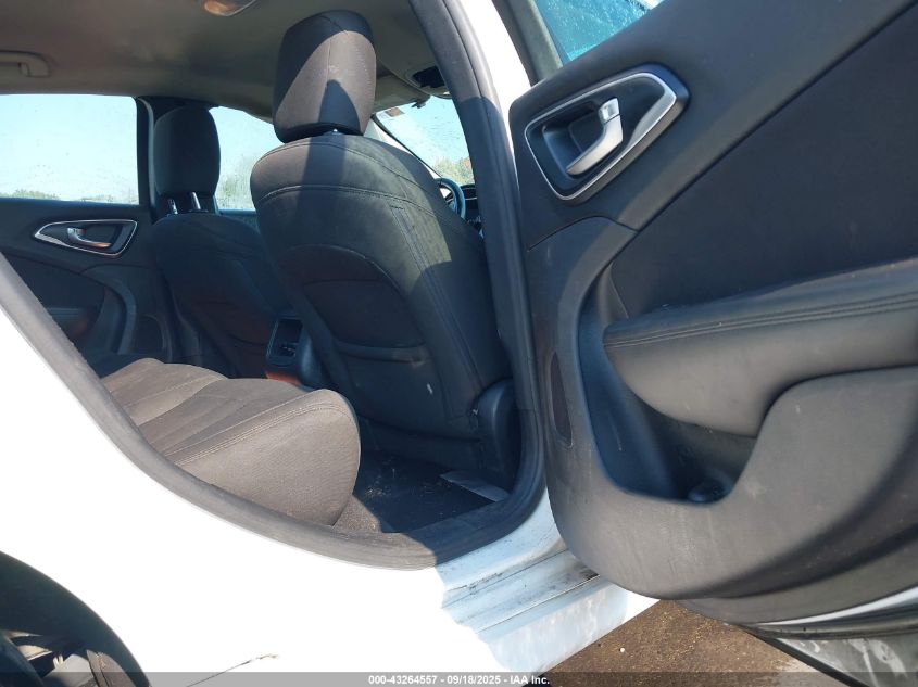 2016 Chrysler 200 Limited VIN: 1C3CCCAB1GN127606 Lot: 43264557