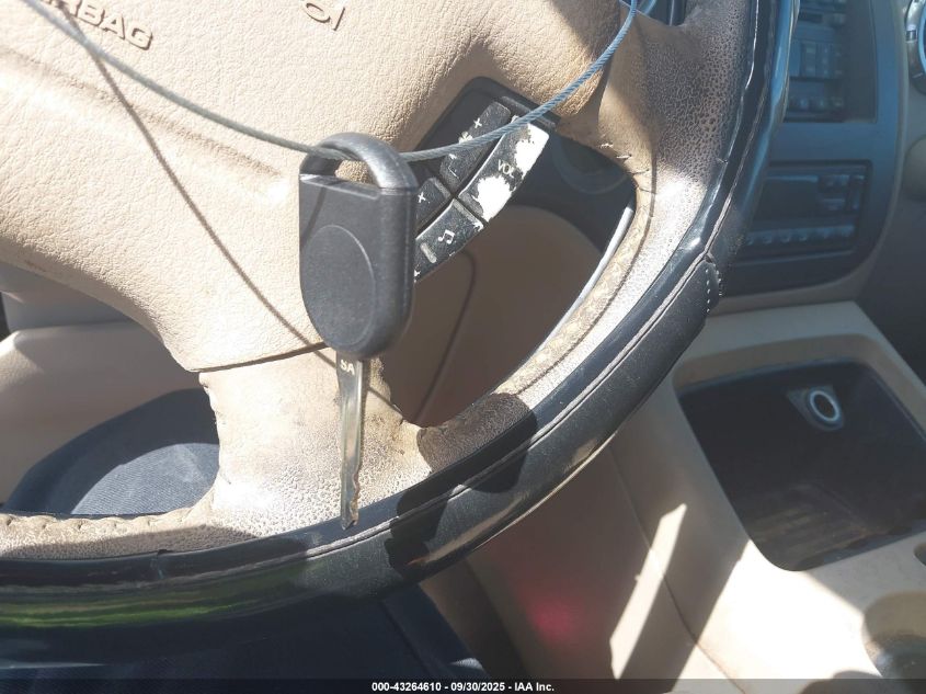 2004 Ford Expedition Eddie Bauer VIN: 1FMFU18L64LA57922 Lot: 43264610