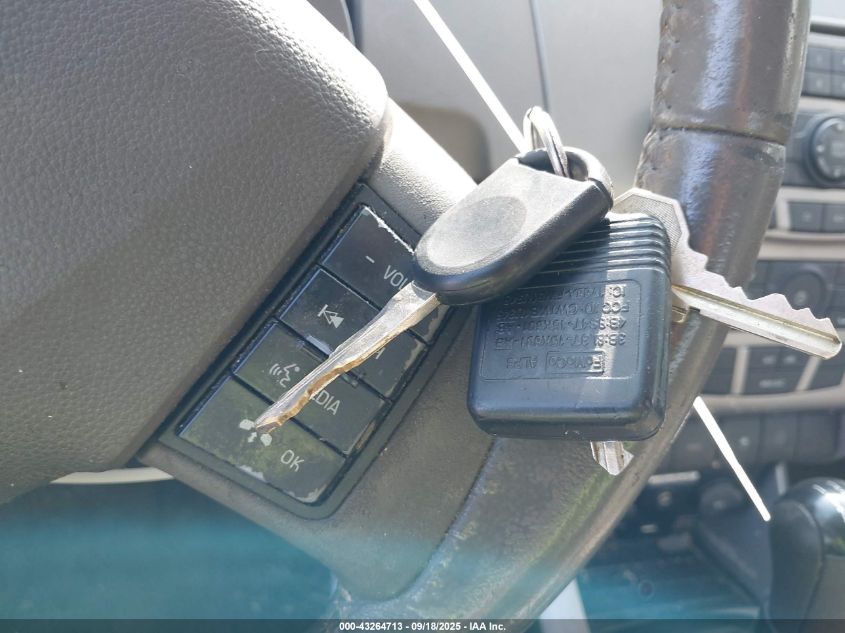 2009 Ford Focus Se VIN: 1FAHP35N39W142556 Lot: 43264713