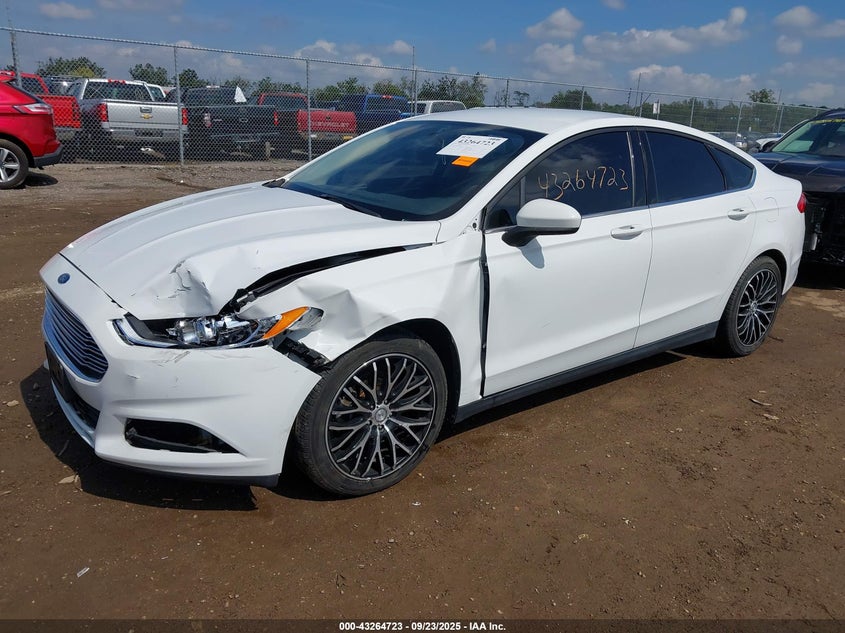 2014 FORD FUSION S 1FA6P0G75E5358025