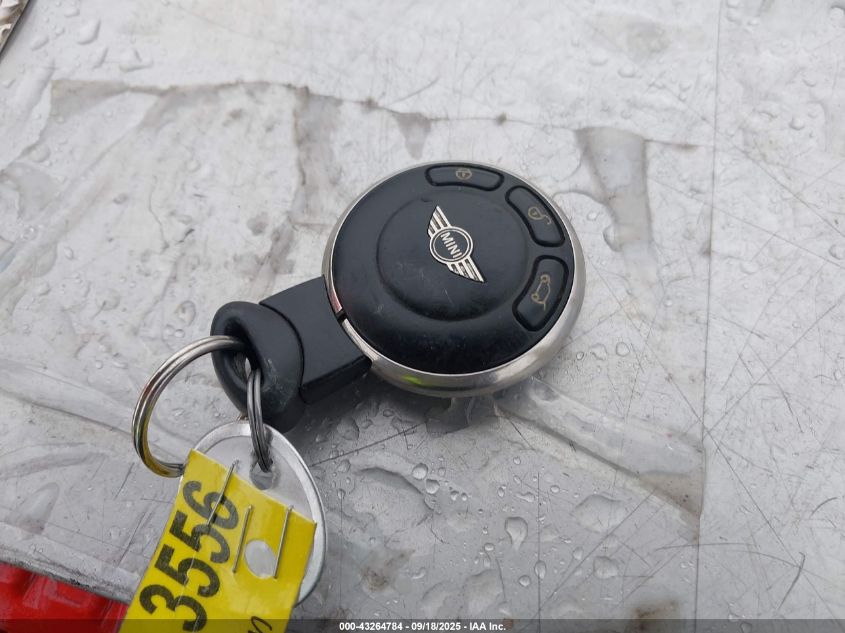 2011 Mini John Cooper Works Clubman VIN: WMWZG9C56BTZ80105 Lot: 43264784