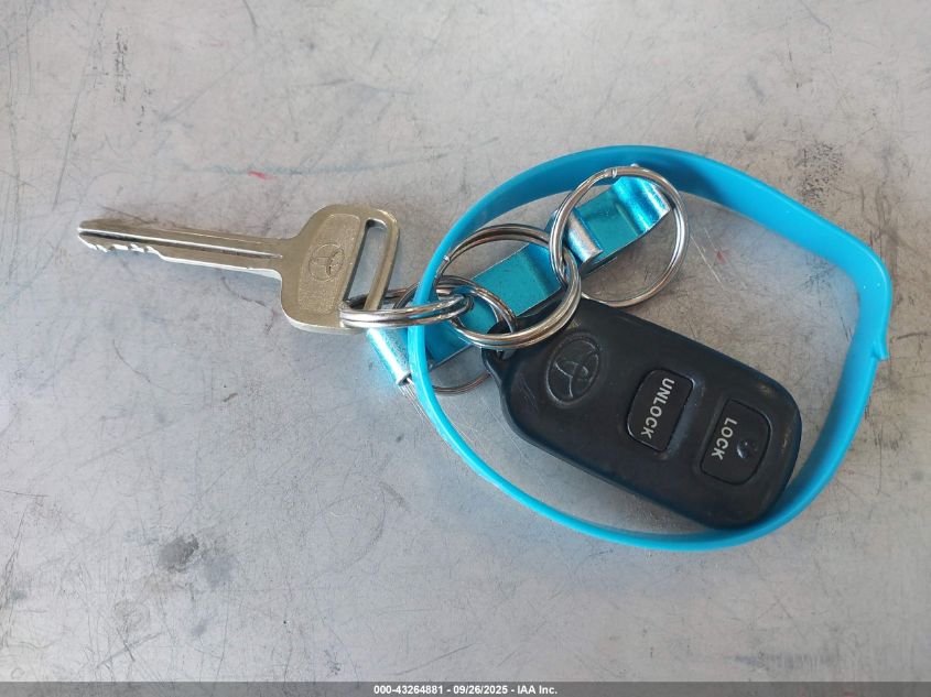 2004 Toyota Corolla Le VIN: JTDBR32E442044196 Lot: 43264881