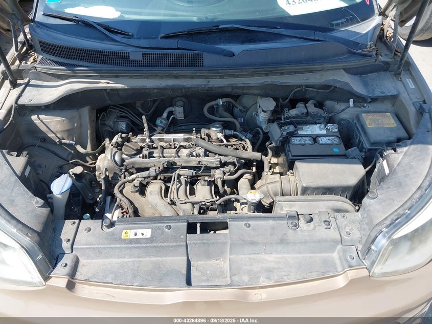 2014 KIA SOUL KNDJN2A24E7095310