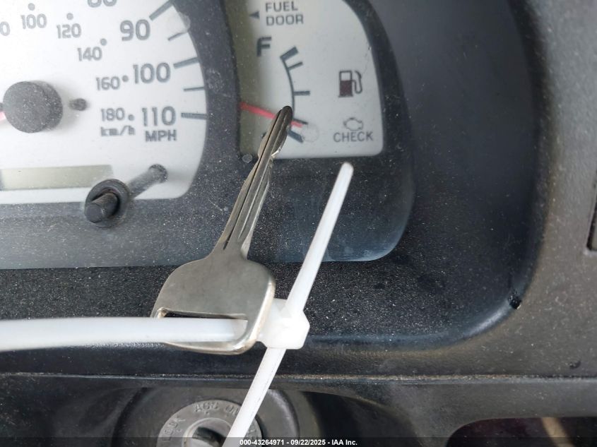 2002 Toyota Tacoma Xtracab VIN: 5TEWM72N12Z121817 Lot: 43264971