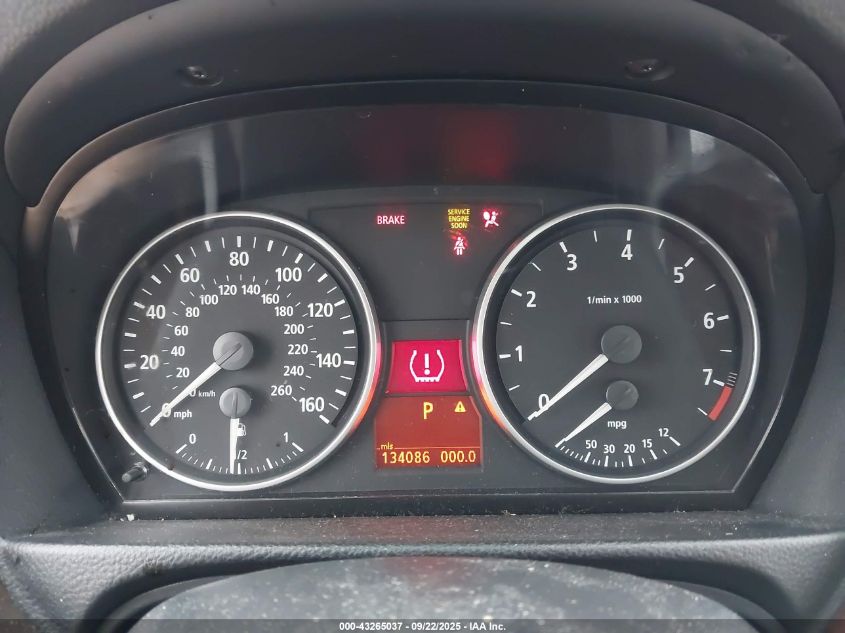 2006 BMW 330I VIN: WBAVB33536KR76728 Lot: 43265037