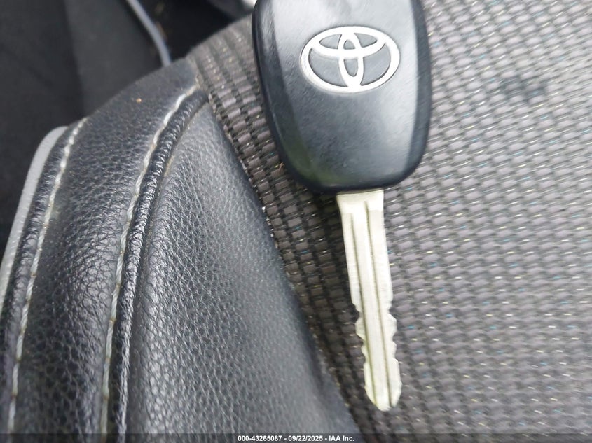 2016 Toyota Corolla S Plus VIN: 5YFBURHE1GP487792 Lot: 43265087