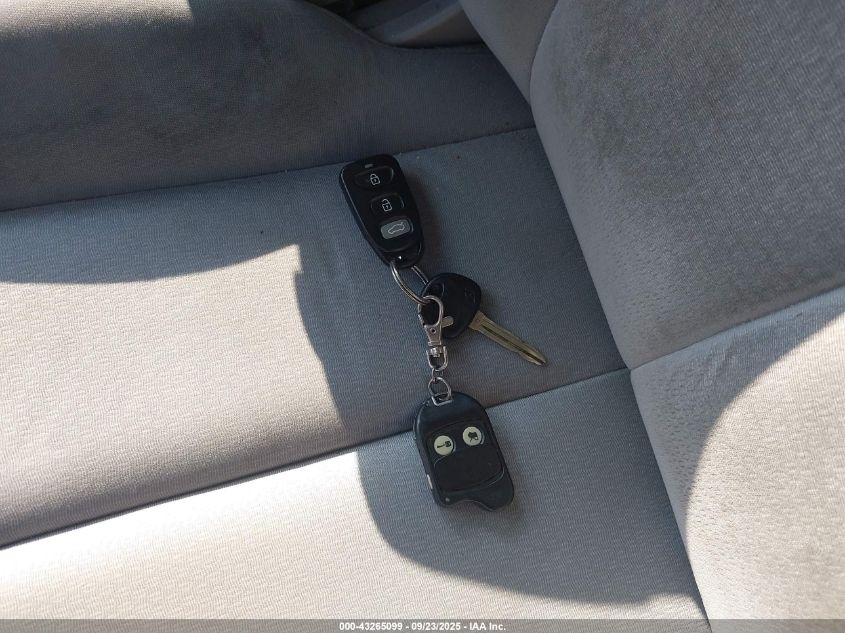 2008 Hyundai Elantra Gls/Se VIN: KMHDU46D38U304463 Lot: 43265099