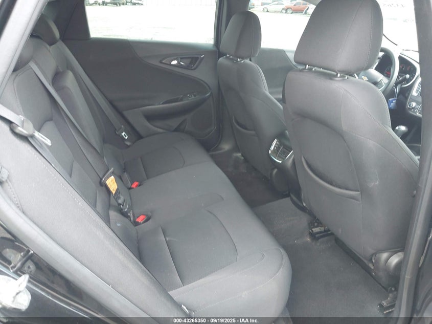 2019 CHEVROLET MALIBU LT - 1G1ZD5ST9KF170107