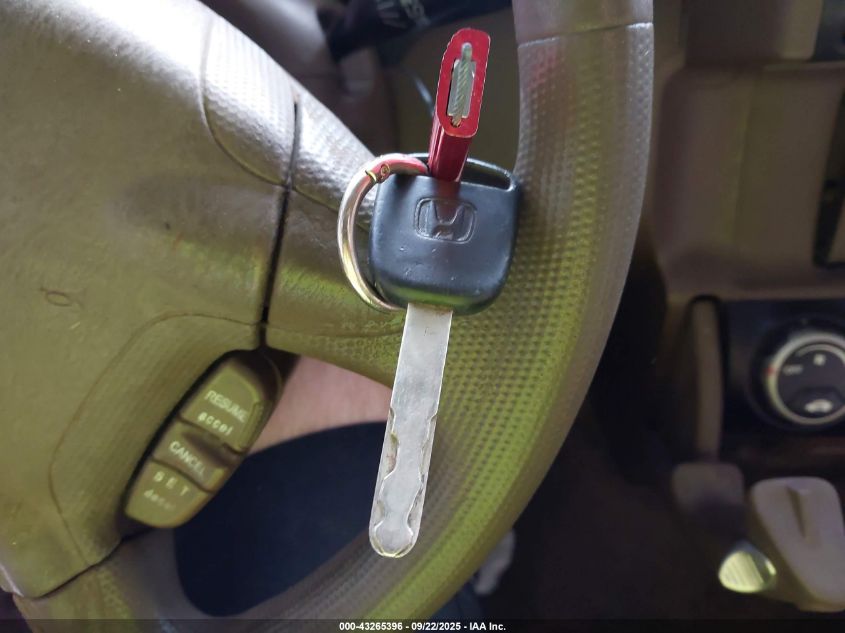 2002 Honda Cr-V Lx VIN: JHLRD78422C086475 Lot: 43265396