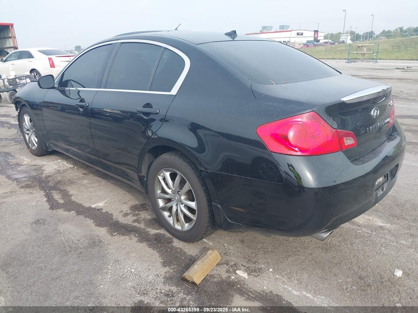 JNKCV61F99M352700 2009 INFINITI G photo no. 3