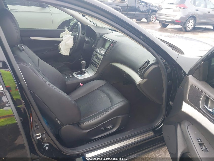 JNKCV61F99M352700 2009 INFINITI G photo no. 5