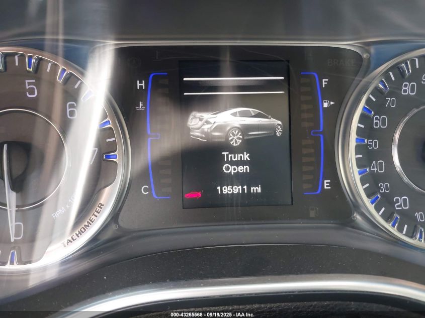 2015 Chrysler 200 Limited VIN: 1C3CCCAB7FN714648 Lot: 43265568