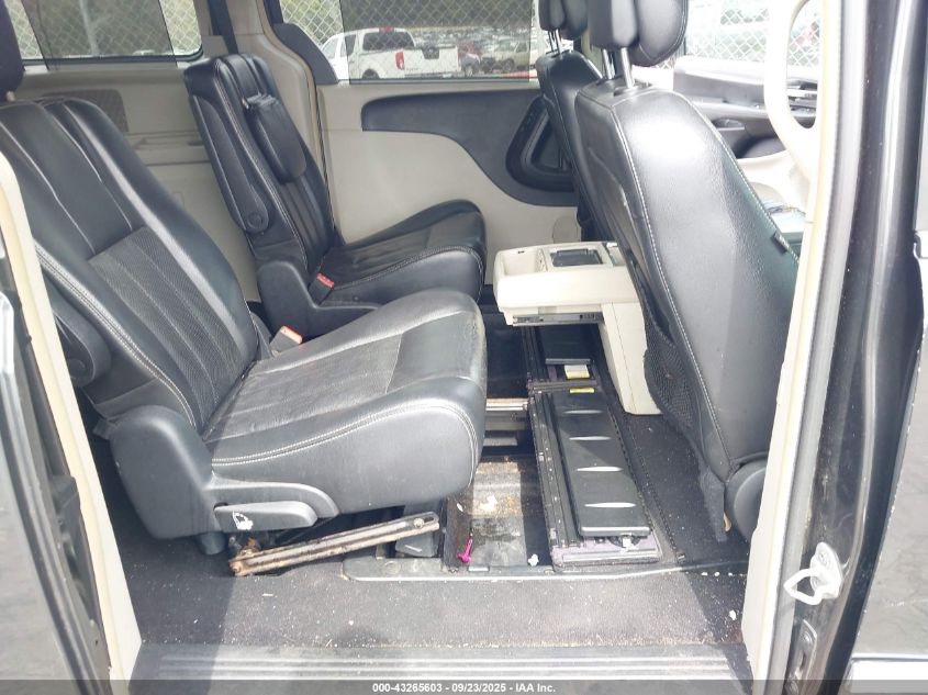 2011 Chrysler Town & Country Touring-L VIN: 2A4RR8DG1BR630678 Lot: 43265603