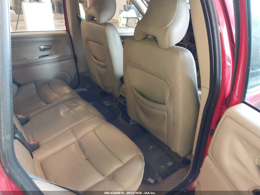 1999 Volvo V70 Xc VIN: YV1LZ56D2X2625633 Lot: 43265616