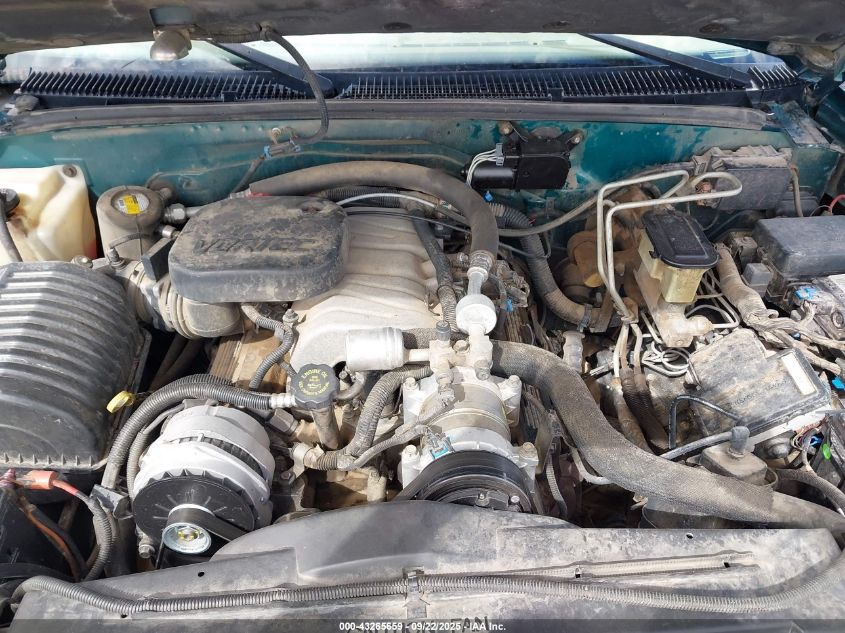 1998 Chevrolet C2500 Fleetside VIN: 1GCGC29J9WE193841 Lot: 43265659