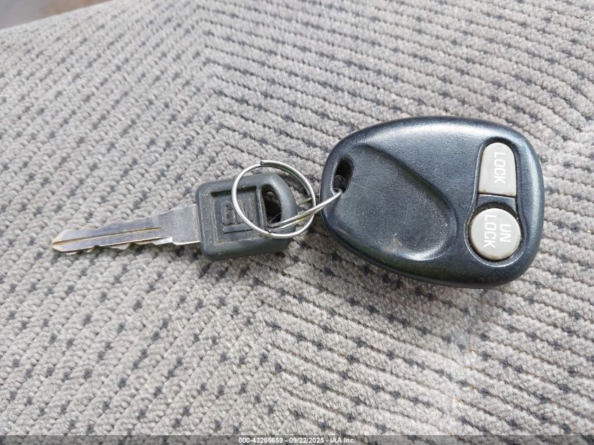 1998 Chevrolet C2500 Fleetside VIN: 1GCGC29J9WE193841 Lot: 43265659