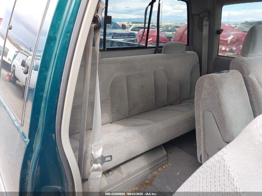 1998 Chevrolet C2500 Fleetside VIN: 1GCGC29J9WE193841 Lot: 43265659