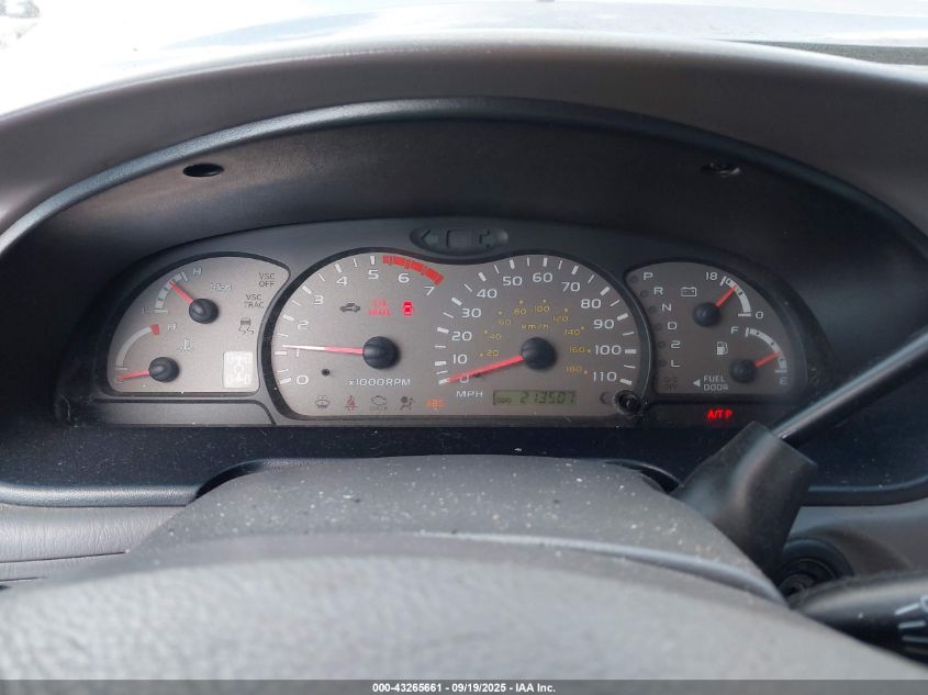 2004 Toyota Sequoia Sr5 V8 VIN: 5TDBT44A04S227766 Lot: 43265661