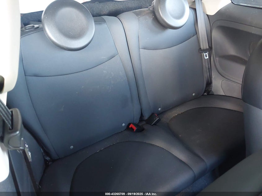 2015 FIAT 500 POP 3C3CFFAR0FT528312