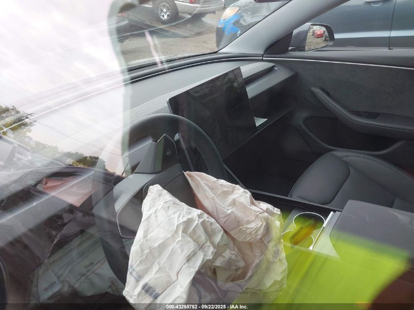 2025 Tesla Model 3 Long Range All-Wheel Drive VIN: 5YJ3E1EB5SF935033 Lot: 43265782