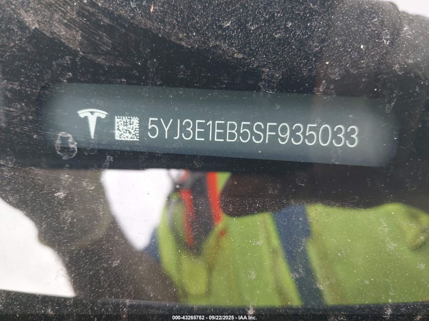 2025 Tesla Model 3 Long Range All-Wheel Drive VIN: 5YJ3E1EB5SF935033 Lot: 43265782