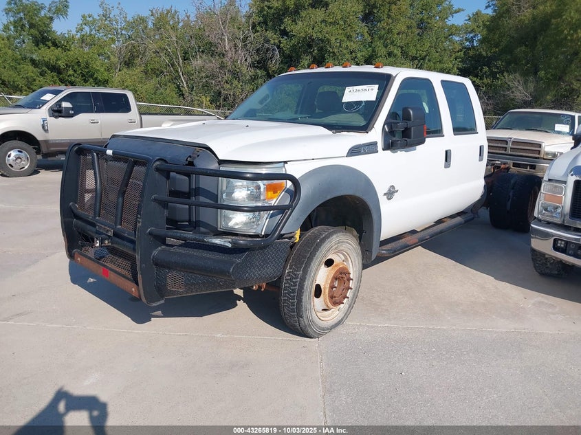 2014 Ford F-550 Chassis Xl white truck diesel 1FD0W5HT9EEB62063 photo #3