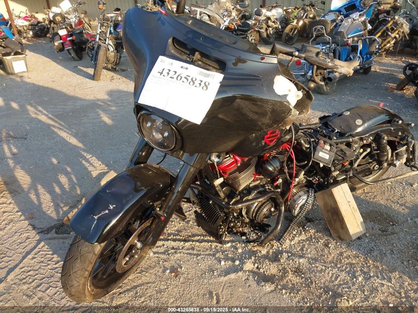 2017 Harley-Davidson Flhx Street Glide black null gasoline 1HD1KBC19HB653729 photo #3